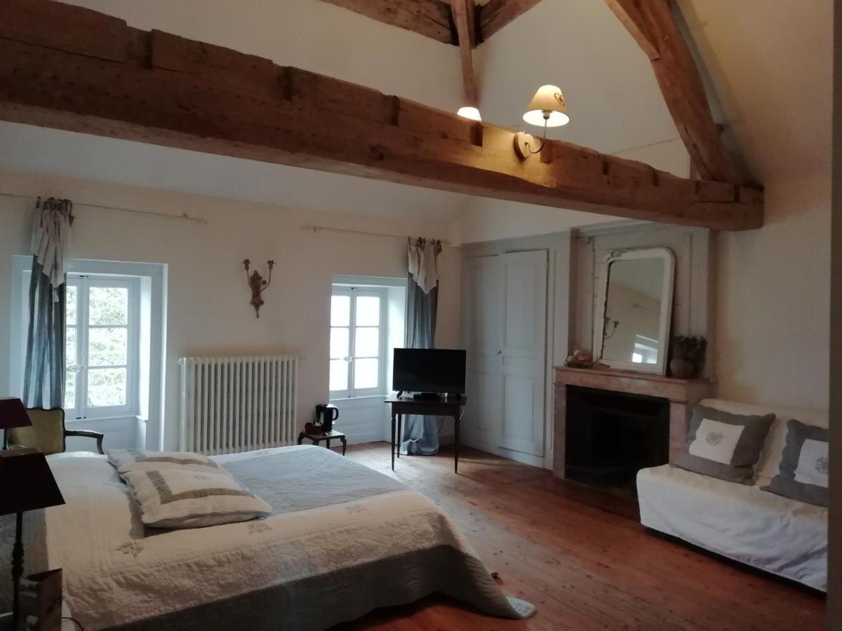 Chambres et table L' échappée Bouvesse-Quirieu Esterno foto