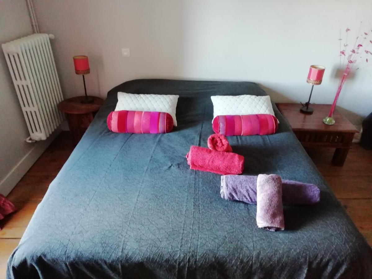Chambres et table L' échappée Bouvesse-Quirieu Esterno foto