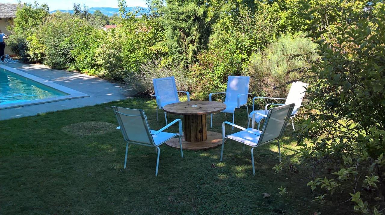 Chambres et table L' échappée Bouvesse-Quirieu Esterno foto