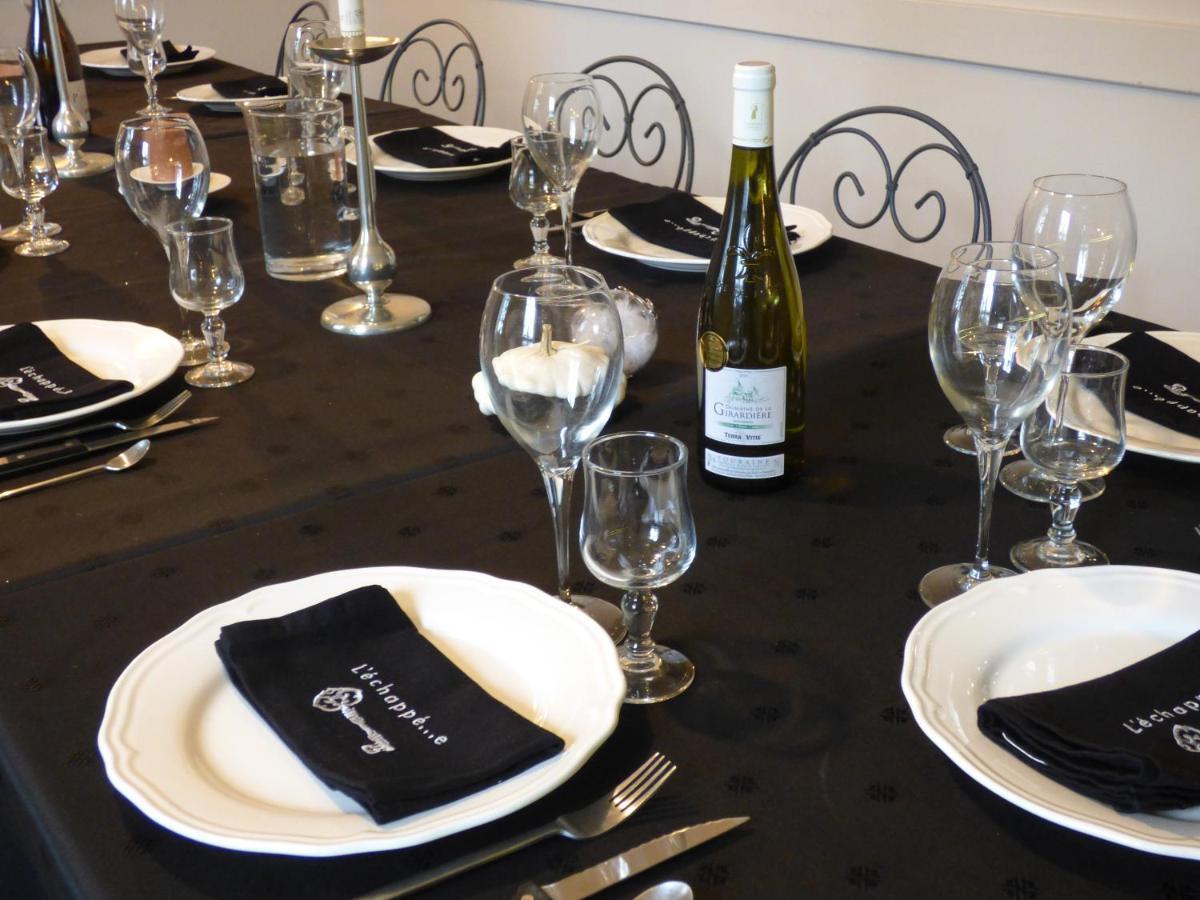 Chambres et table L' échappée Bouvesse-Quirieu Esterno foto